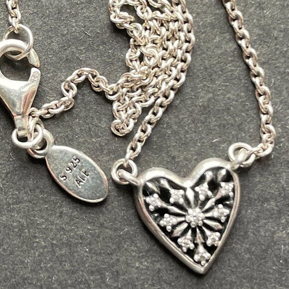 🤍✨Retired PANDORA S 925 ALE Sterling Silver CZ Heart of Winter Pendant Necklace - Picture 4 of 10